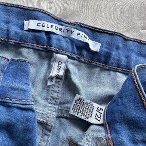 Celebrity Pink size 5 / 27 stretchy skinny jeans light denim